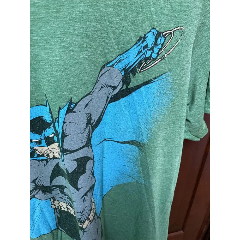 DC Comics Batman TM&co T-Shirt Size M marvel Green